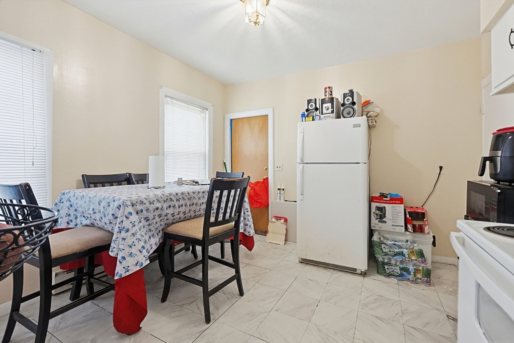 15 Kenneson Rd Property Photo 11