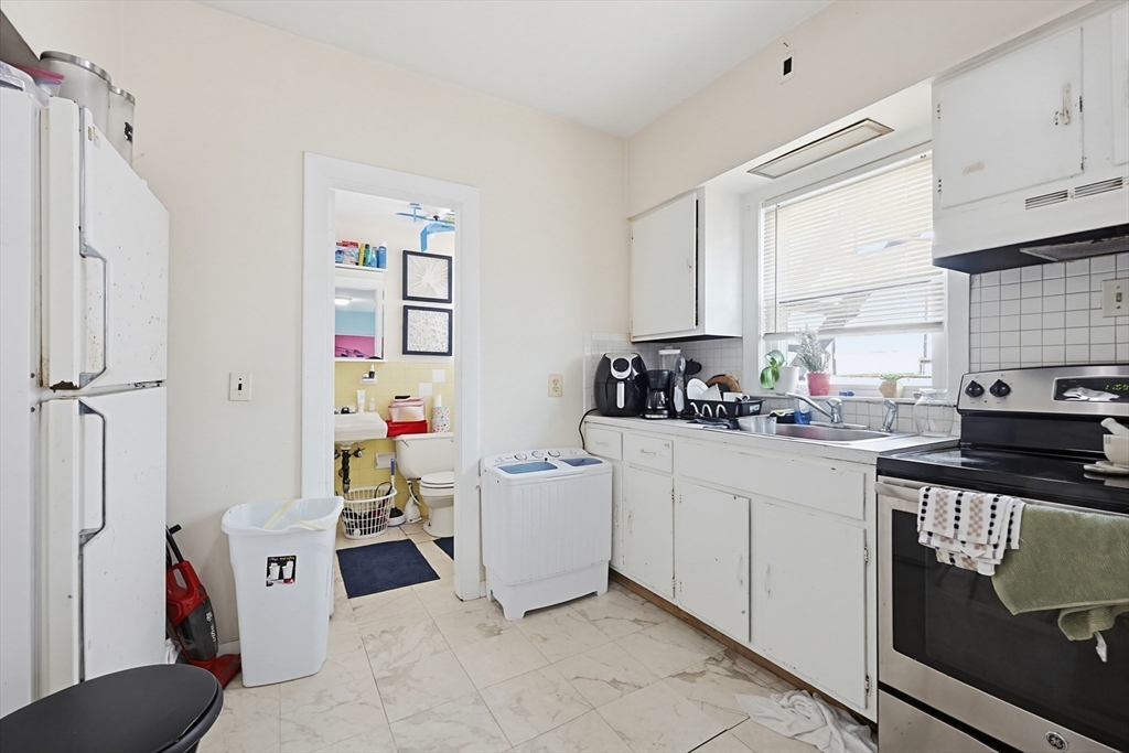 15 Kenneson Rd Property Photo 16