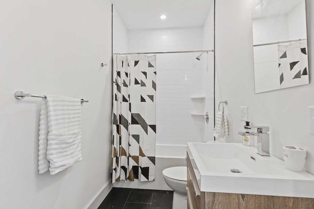 43 Wordsworth St # 3 Property Photo 20