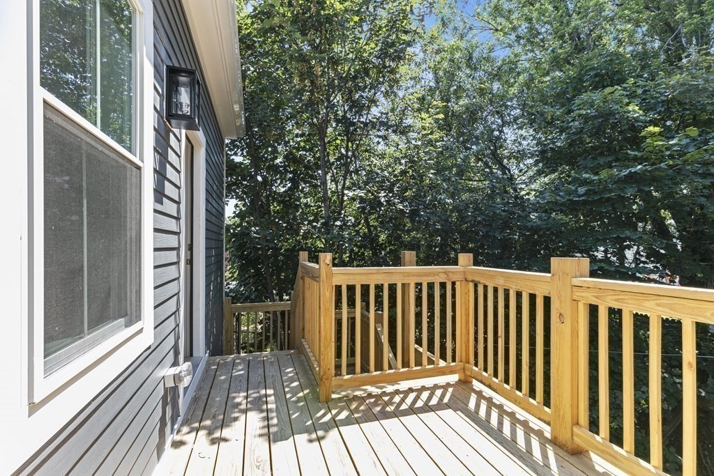 43 Wordsworth St # 3 Property Photo 27