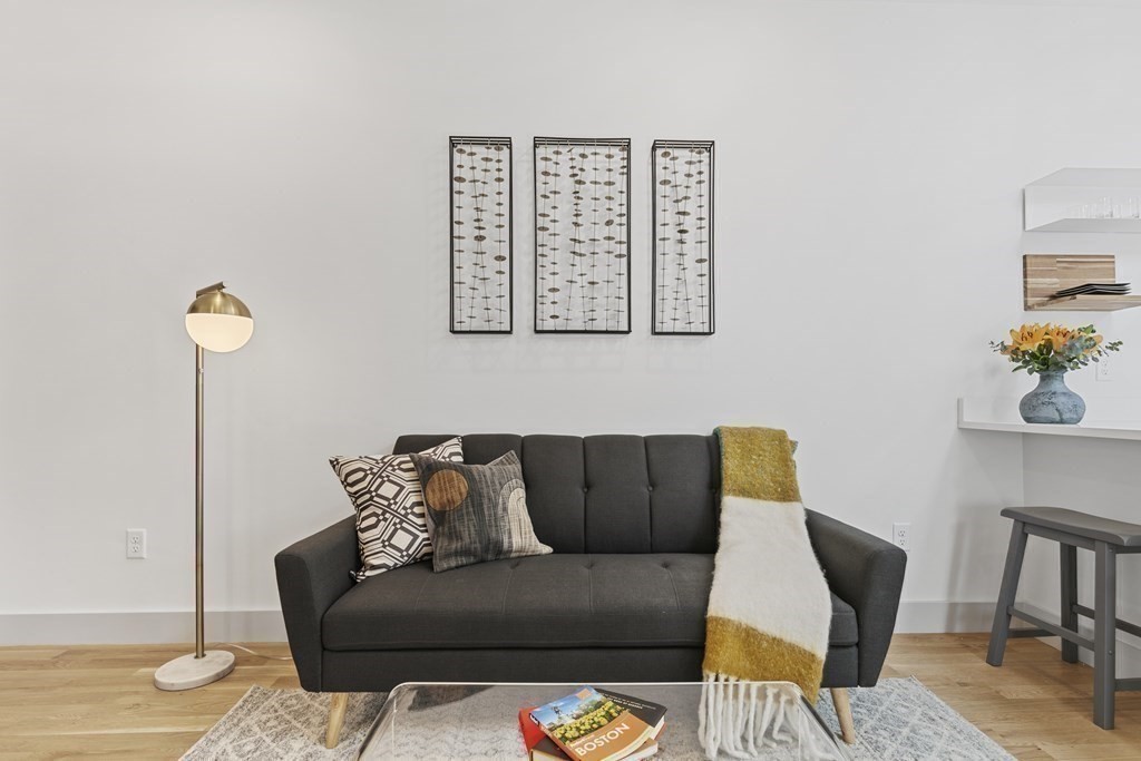 43 Wordsworth St # 3 Property Photo 29