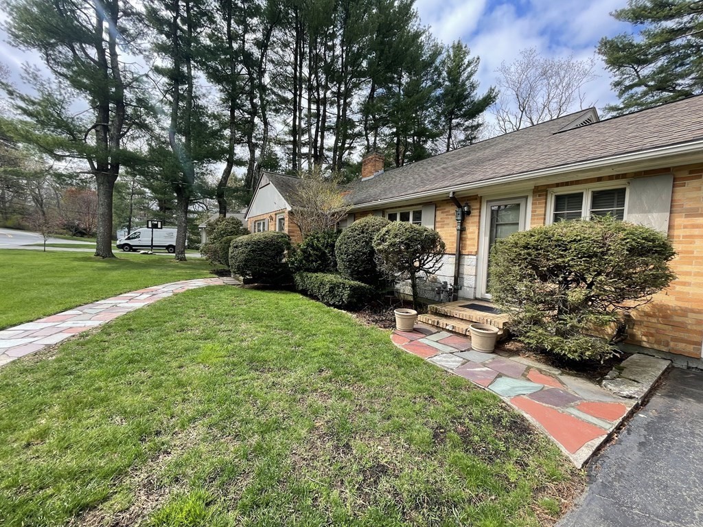 204 Follen Rd. Property Photo 2