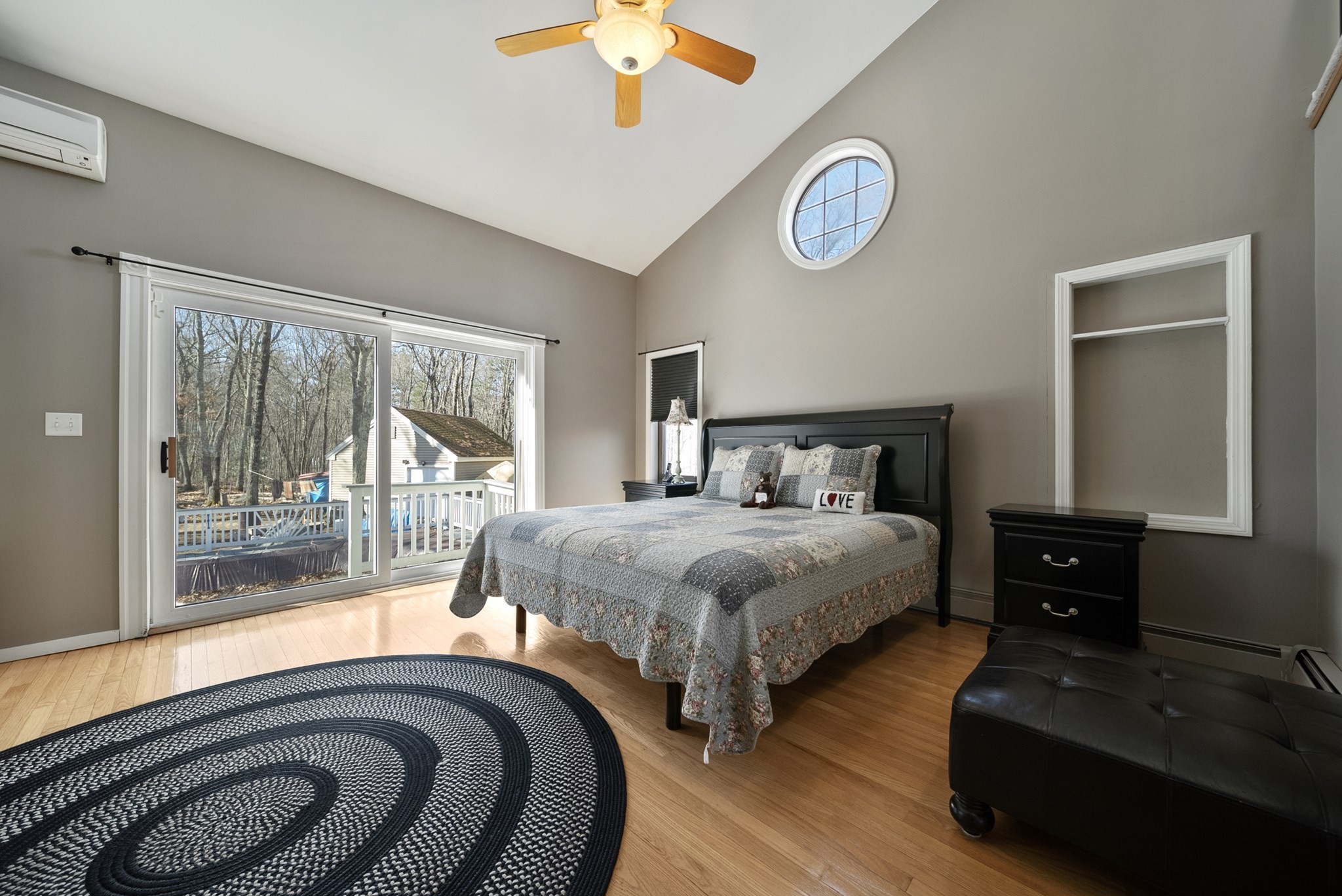 2 Remington Court Property Photo 10