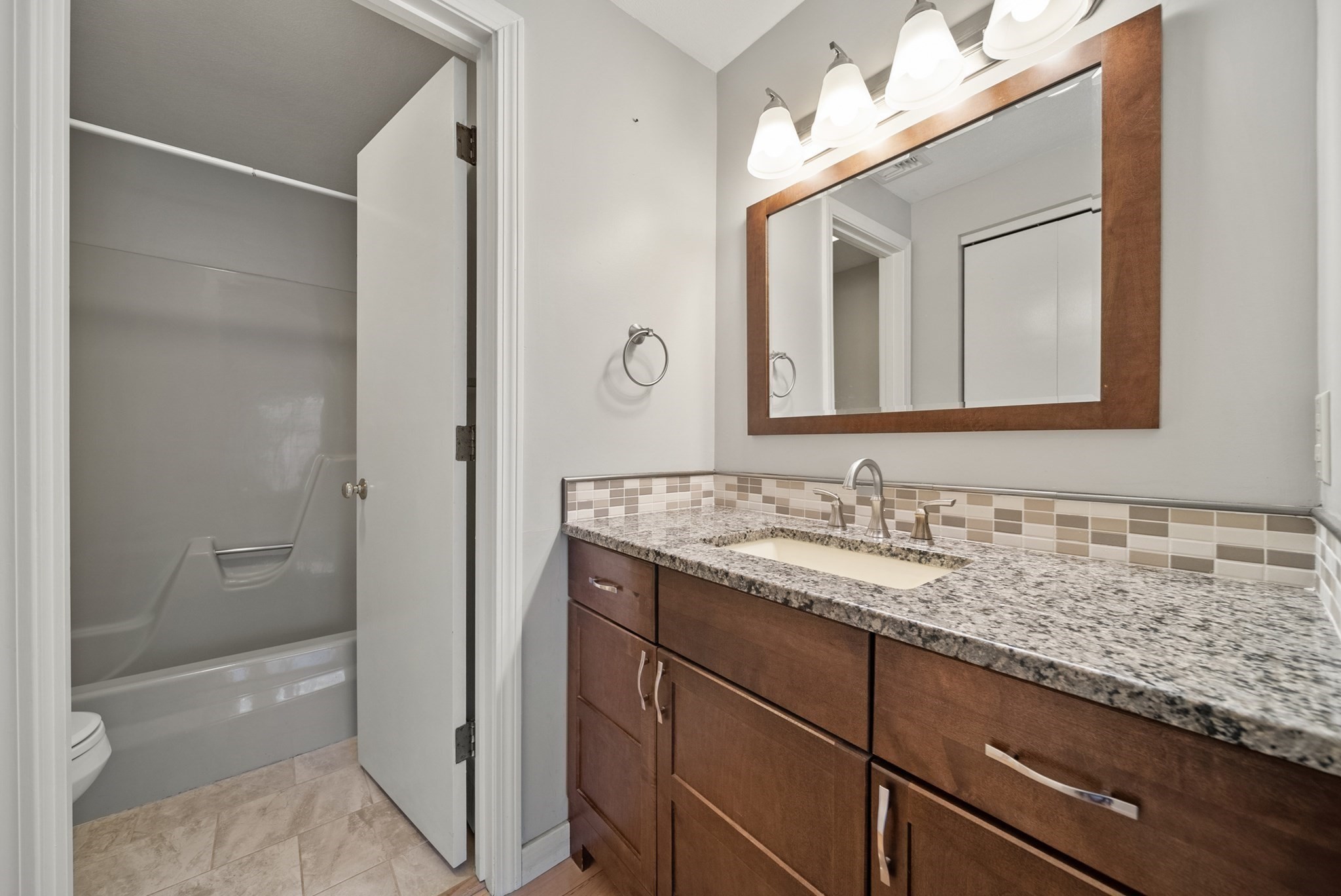 2 Remington Court Property Photo 17