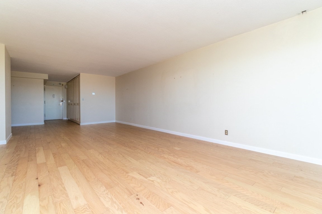 111 Perkins Street # 220 Property Photo 4