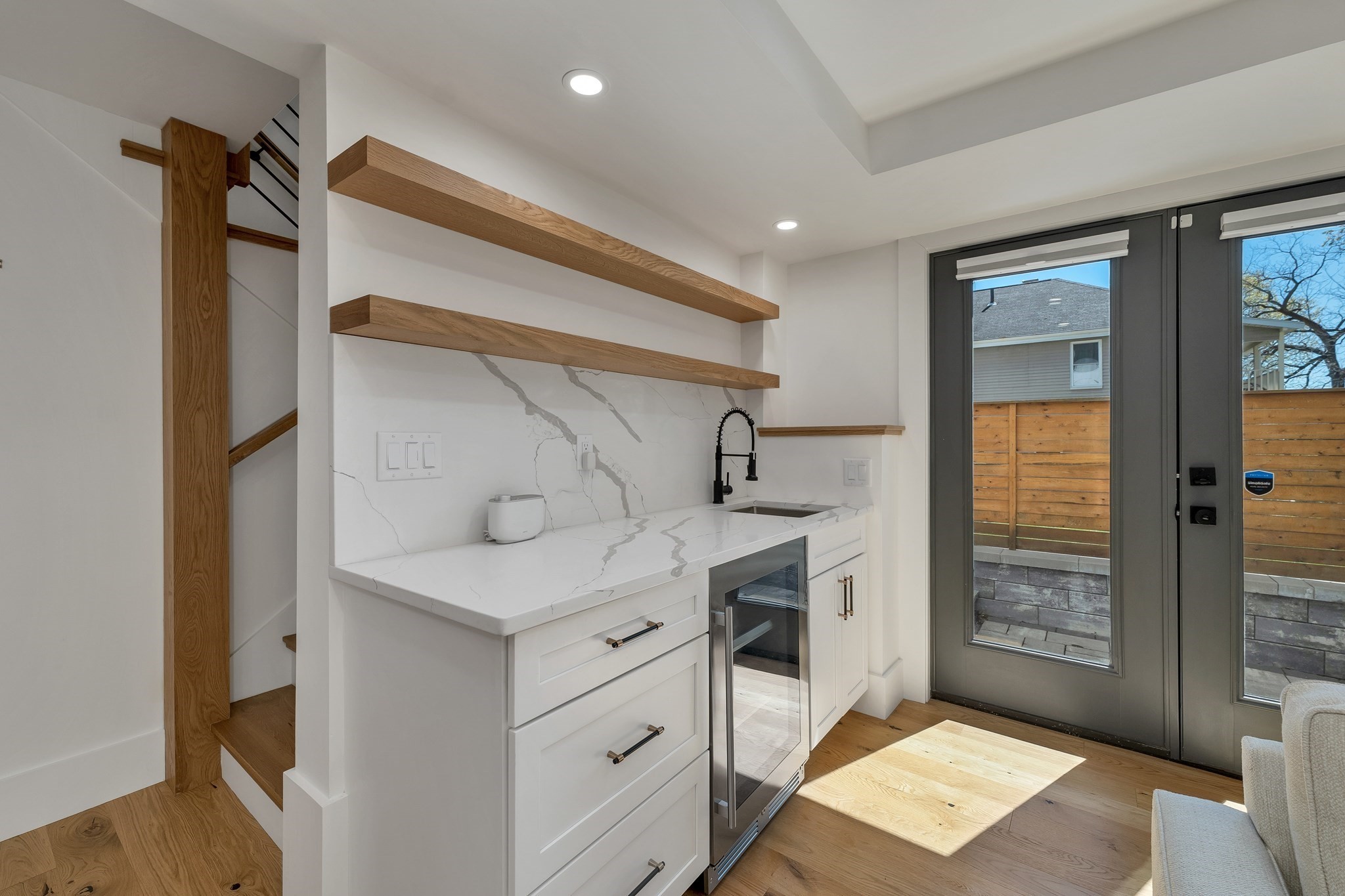 22 Harvard St Property Photo 28