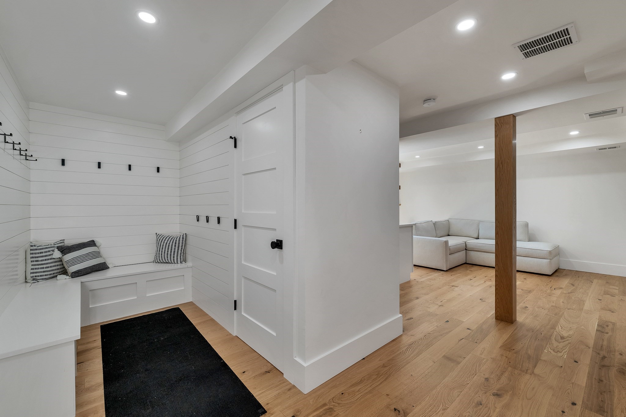 22 Harvard St Property Photo 30