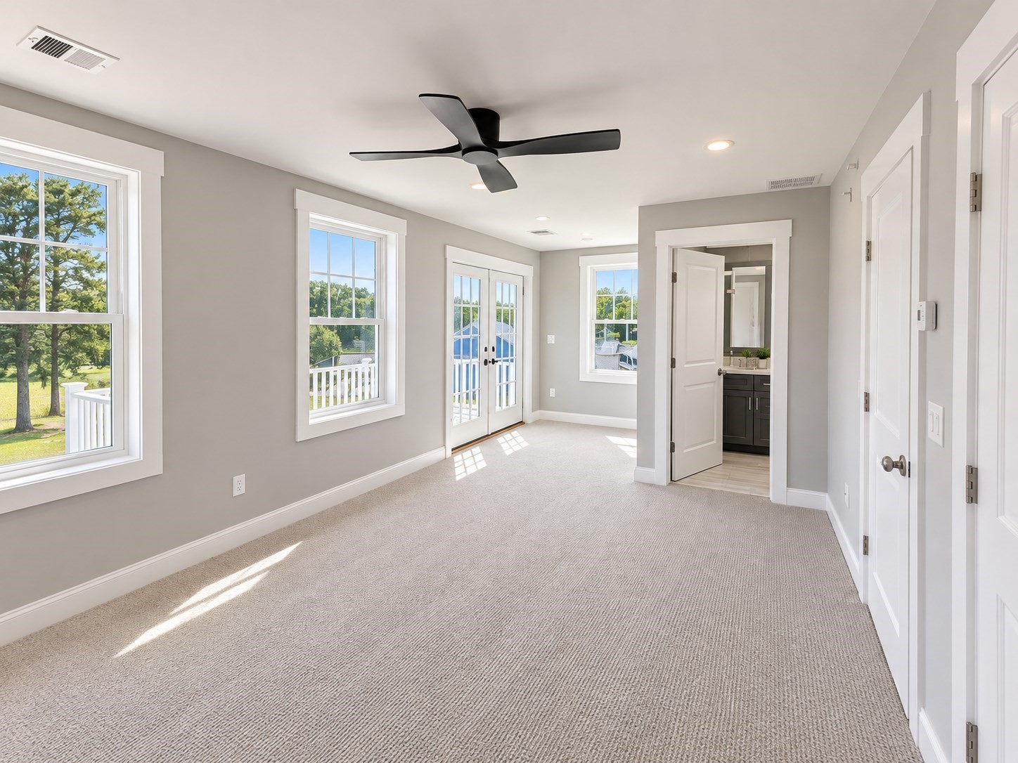 36 Starboard Dr # C Property Photo 5