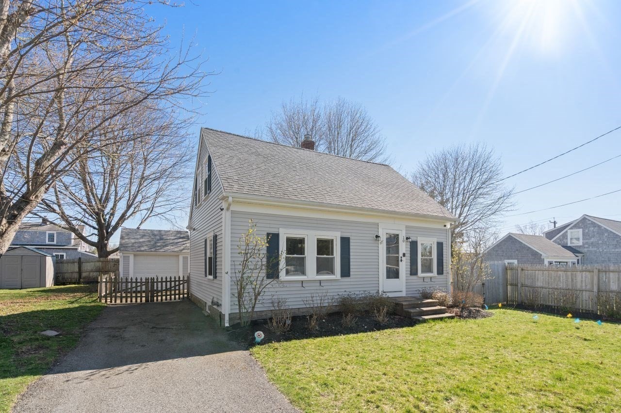 10 Trenton St Property Photo 27