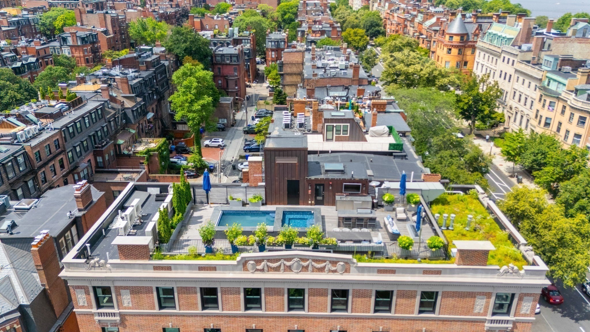 401 Beacon Street Ph Property Photo 2