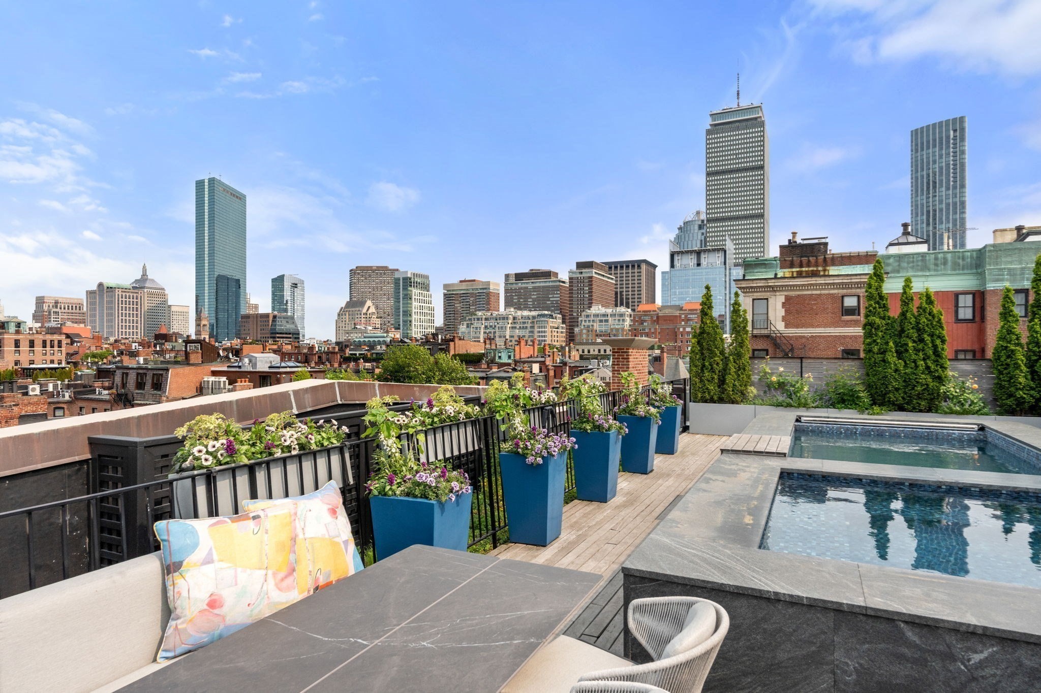 401 Beacon Street Ph Property Photo 4