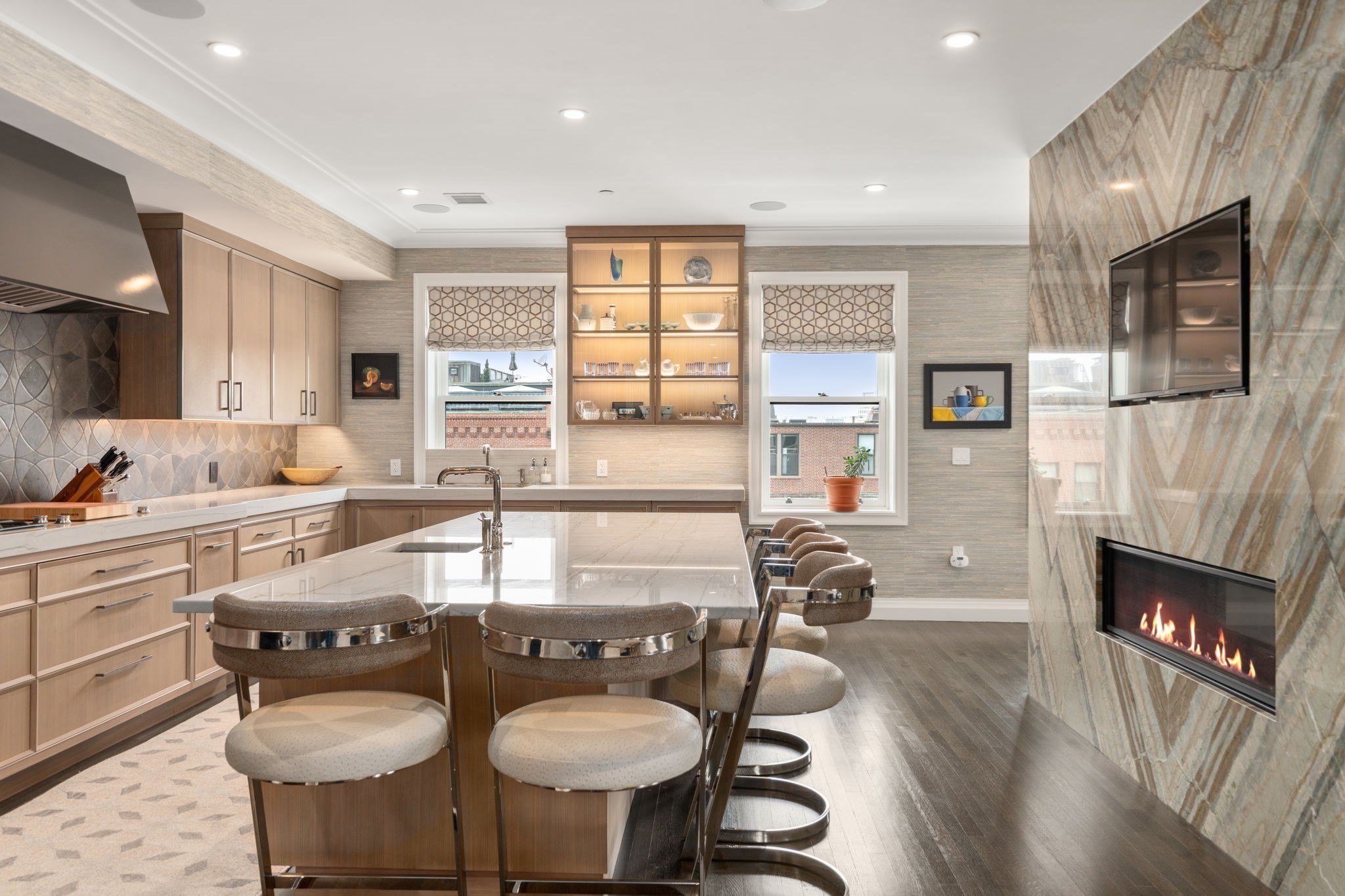 401 Beacon Street Ph Property Photo 14