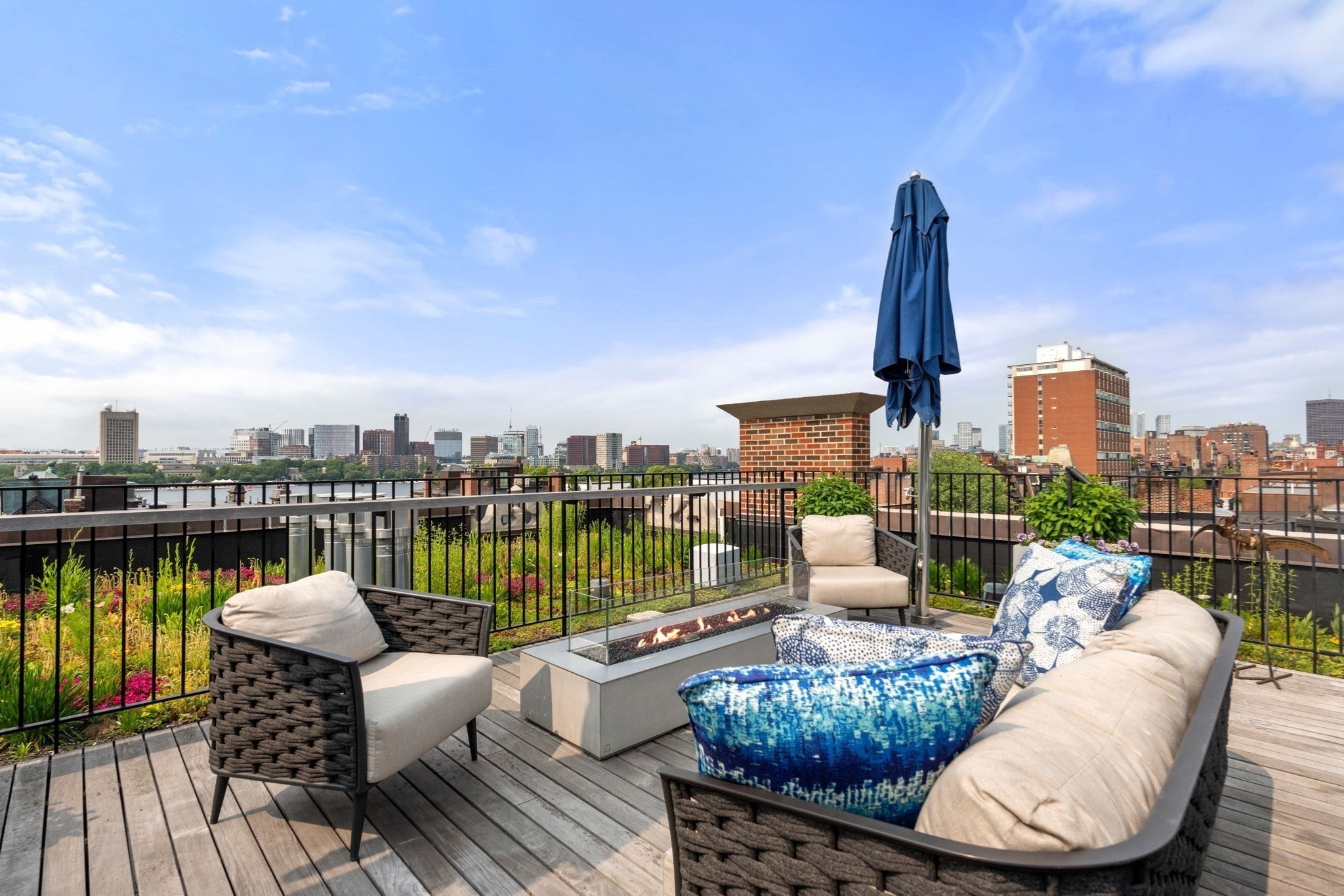 401 Beacon Street Ph Property Photo 31