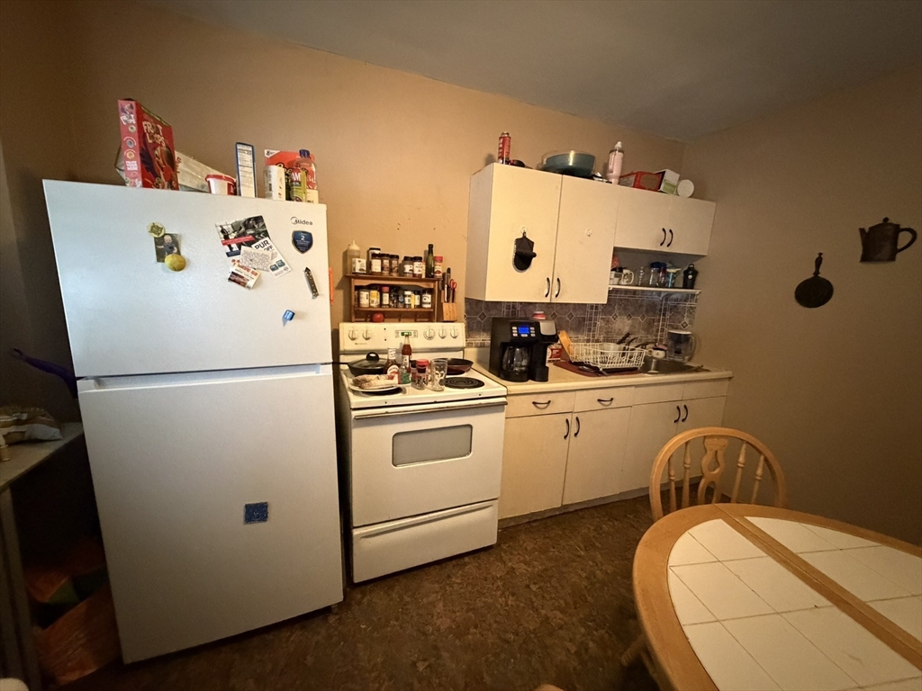 112 School Property Photo 15