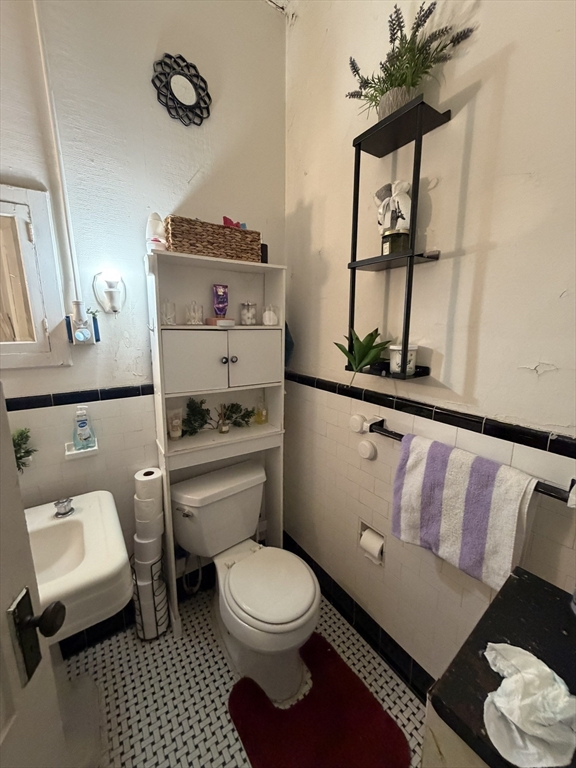 112 School Property Photo 17