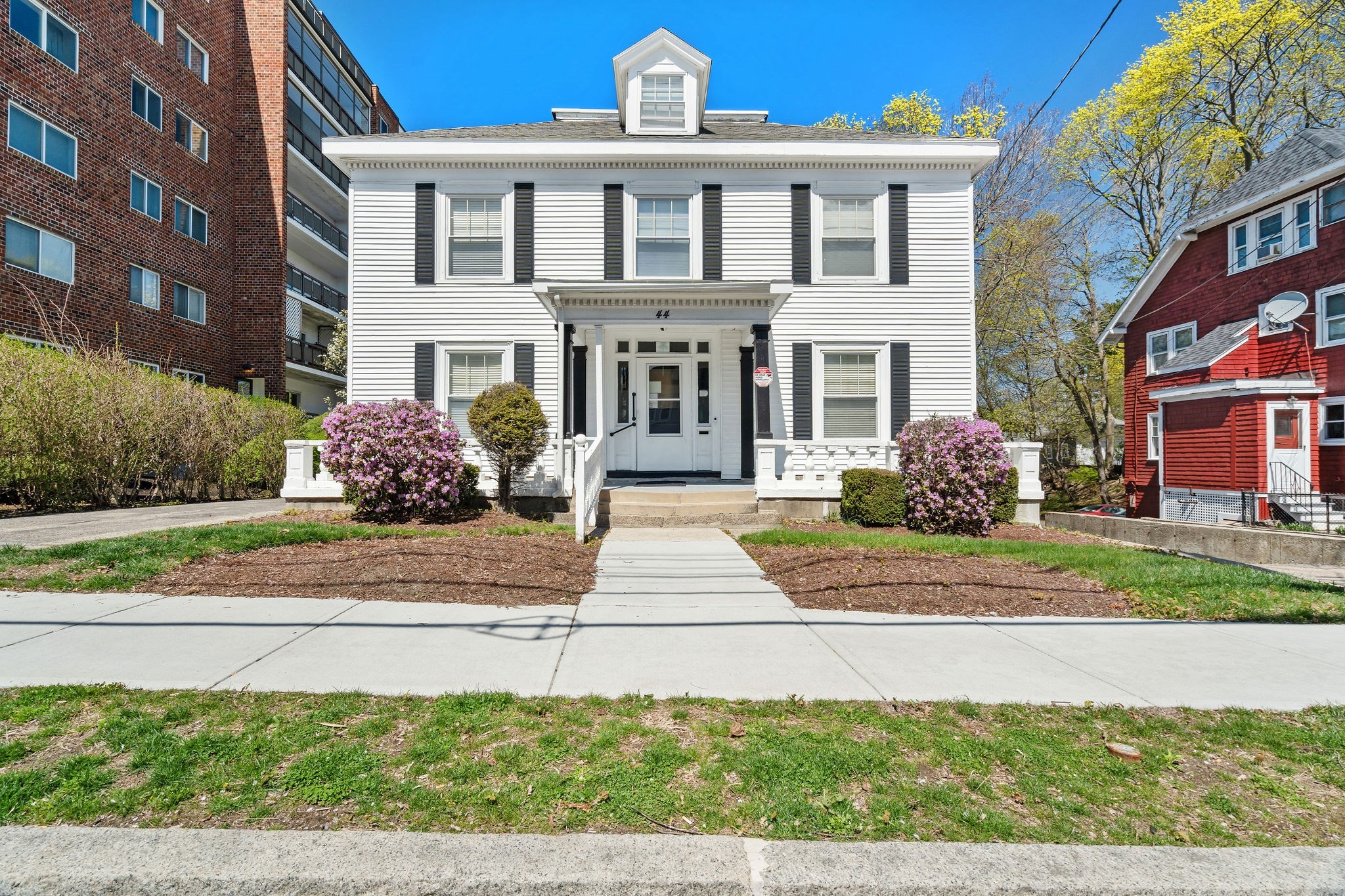 44 Greenleaf St