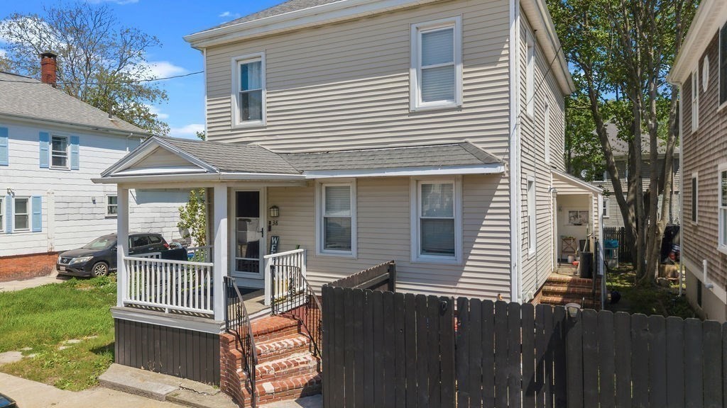38 Liberty St Property Photo 2