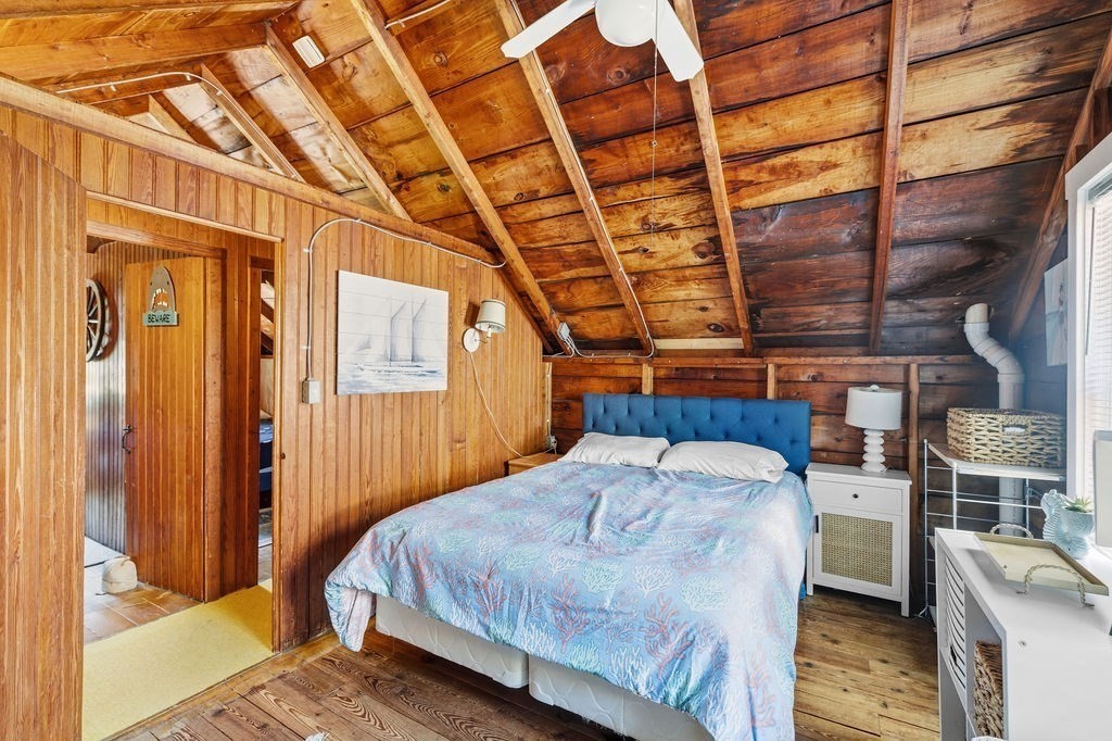 17 Island St Property Photo 18