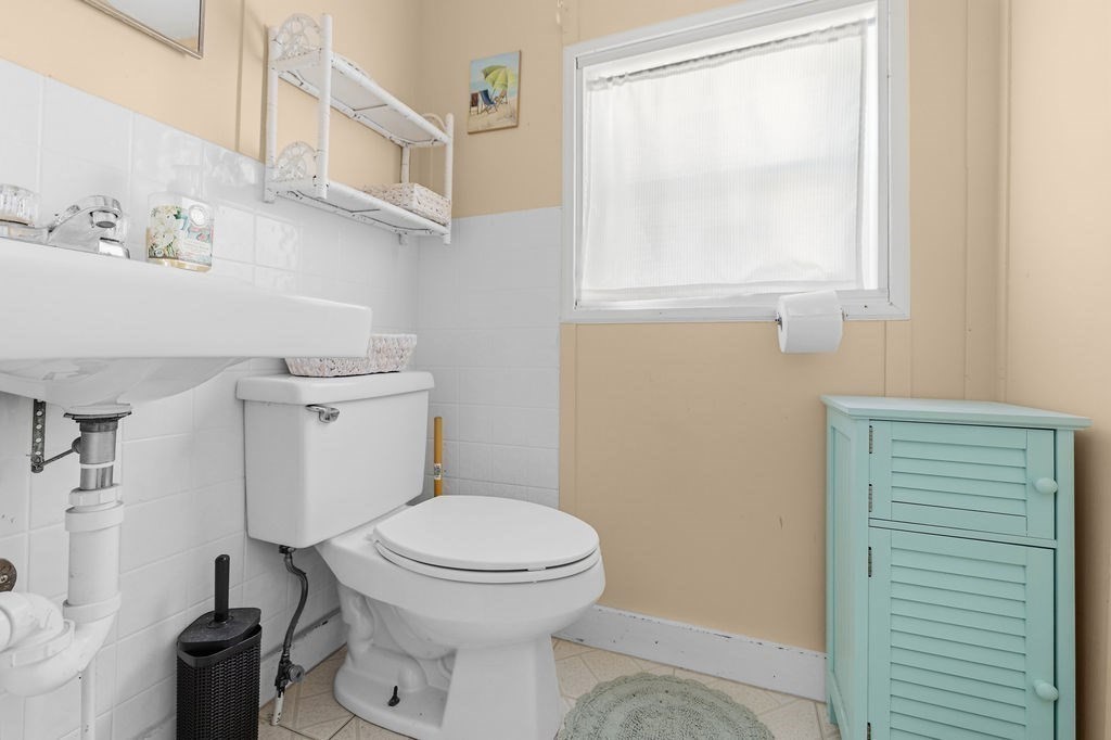 17 Island St Property Photo 21