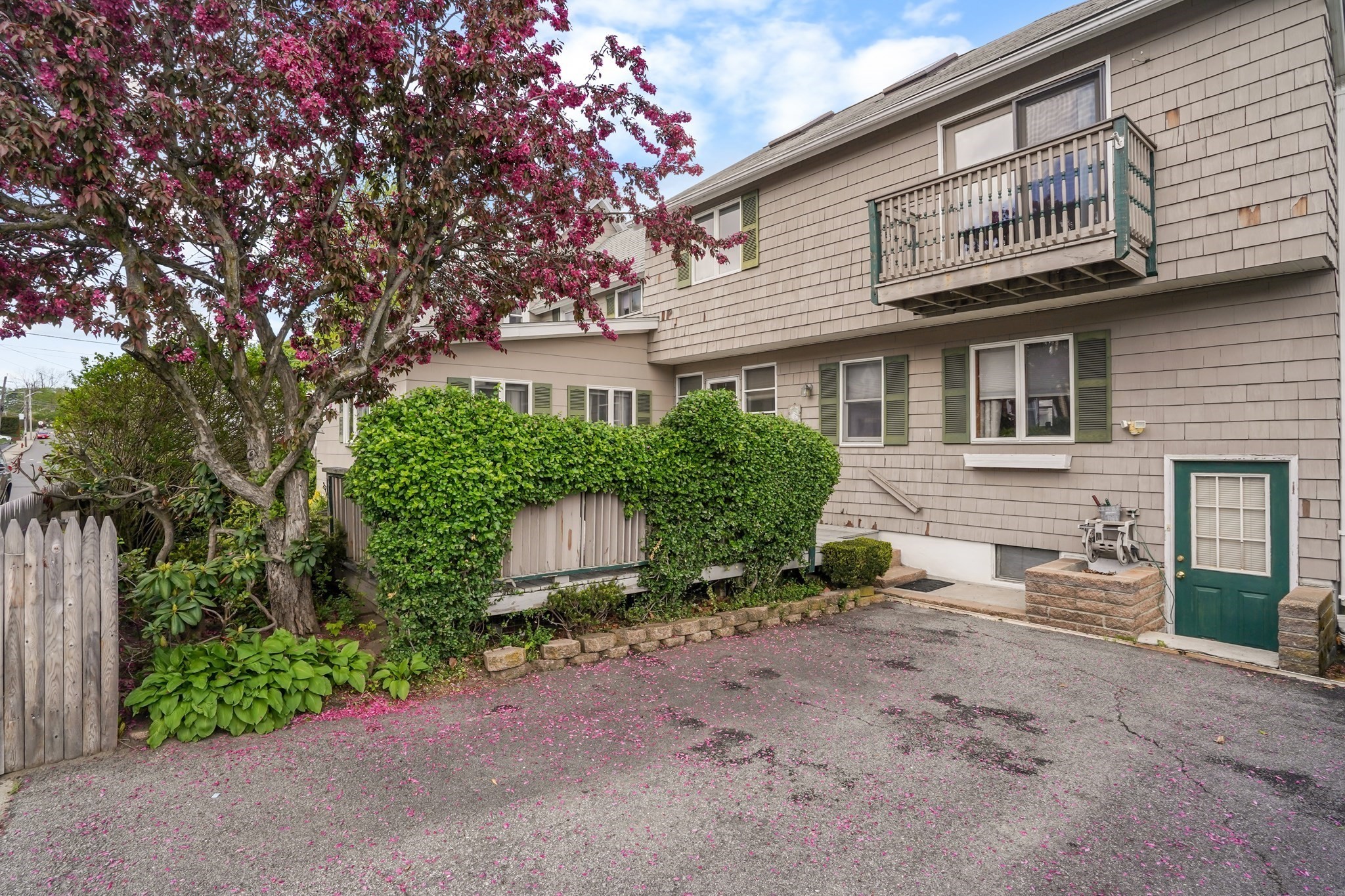 122 S Walker St Property Photo 42