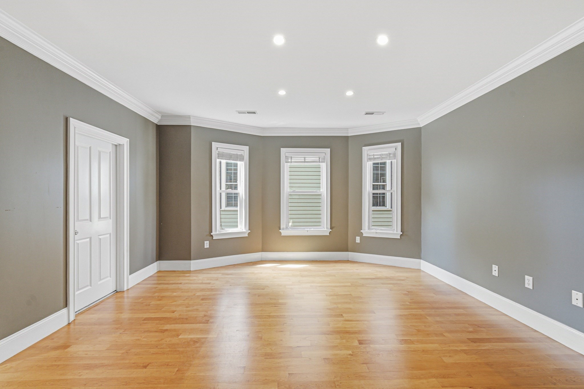 5 Mount Vernon St # 2 Property Photo 10