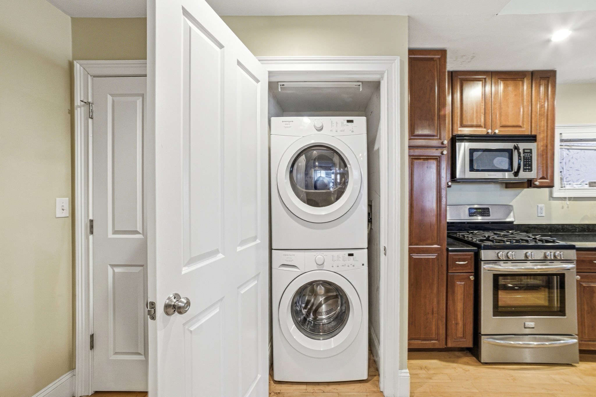 5 Mount Vernon St # 2 Property Photo 24