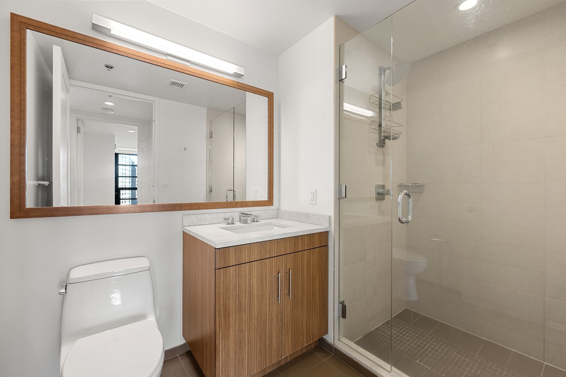 580 Washington St # 1501 Property Photo 18