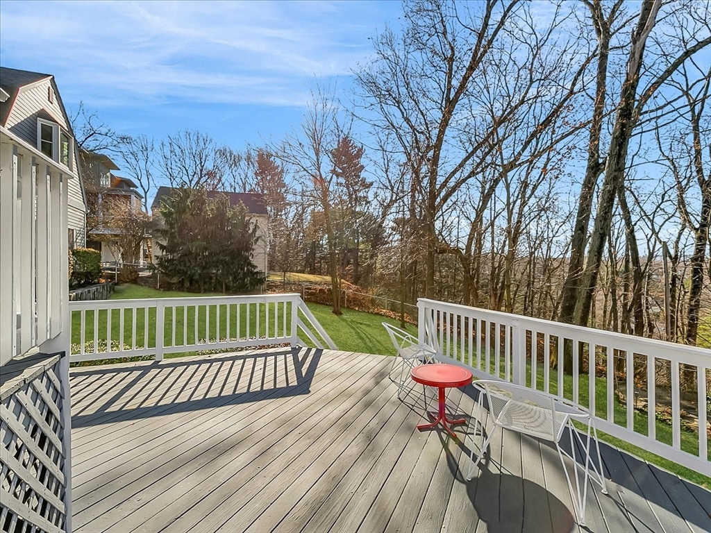 243 Upland Ave Property Photo 8