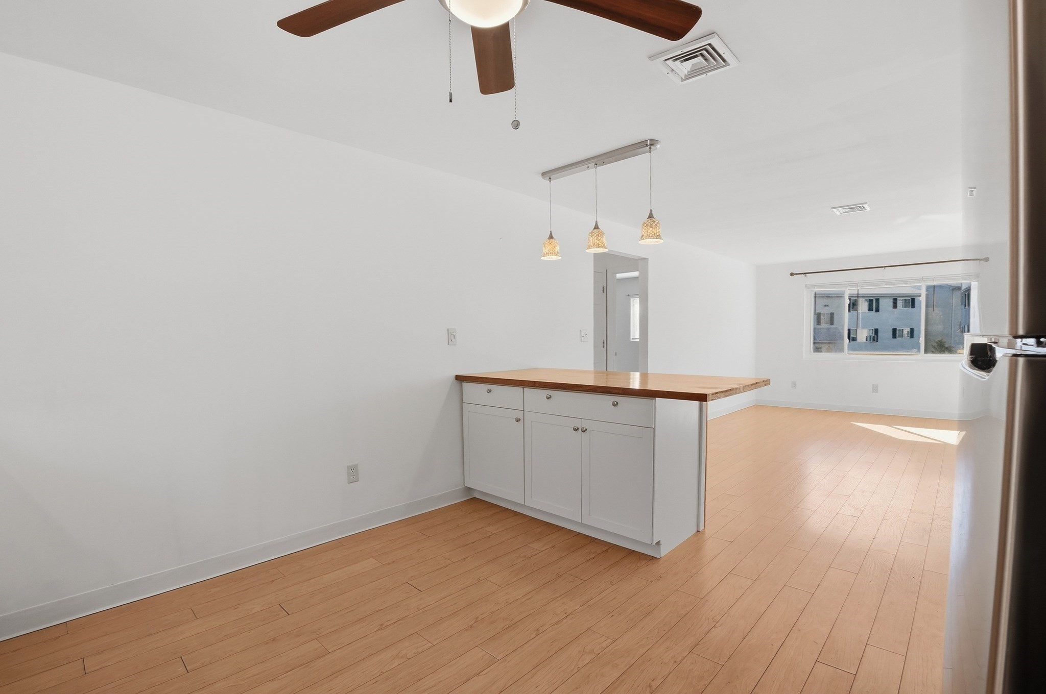 5455 North Main Street # 3d Property Photo 4