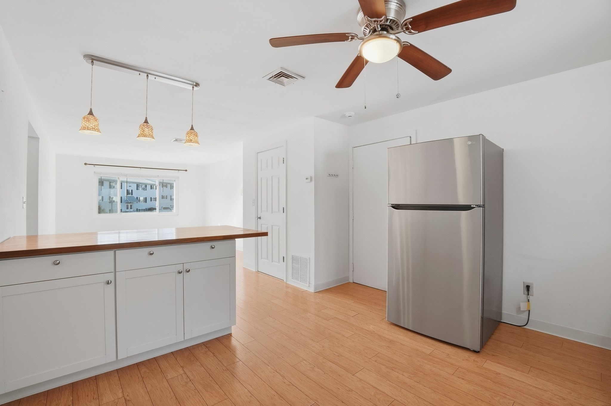 5455 North Main Street # 3d Property Photo 5