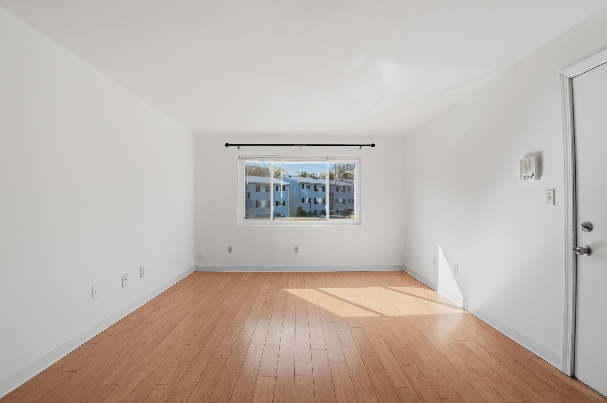 5455 North Main Street # 3d Property Photo 9