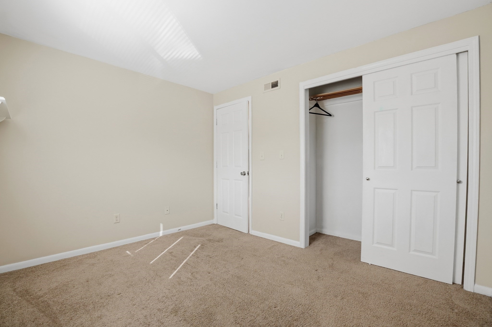 5455 North Main Street # 3d Property Photo 15