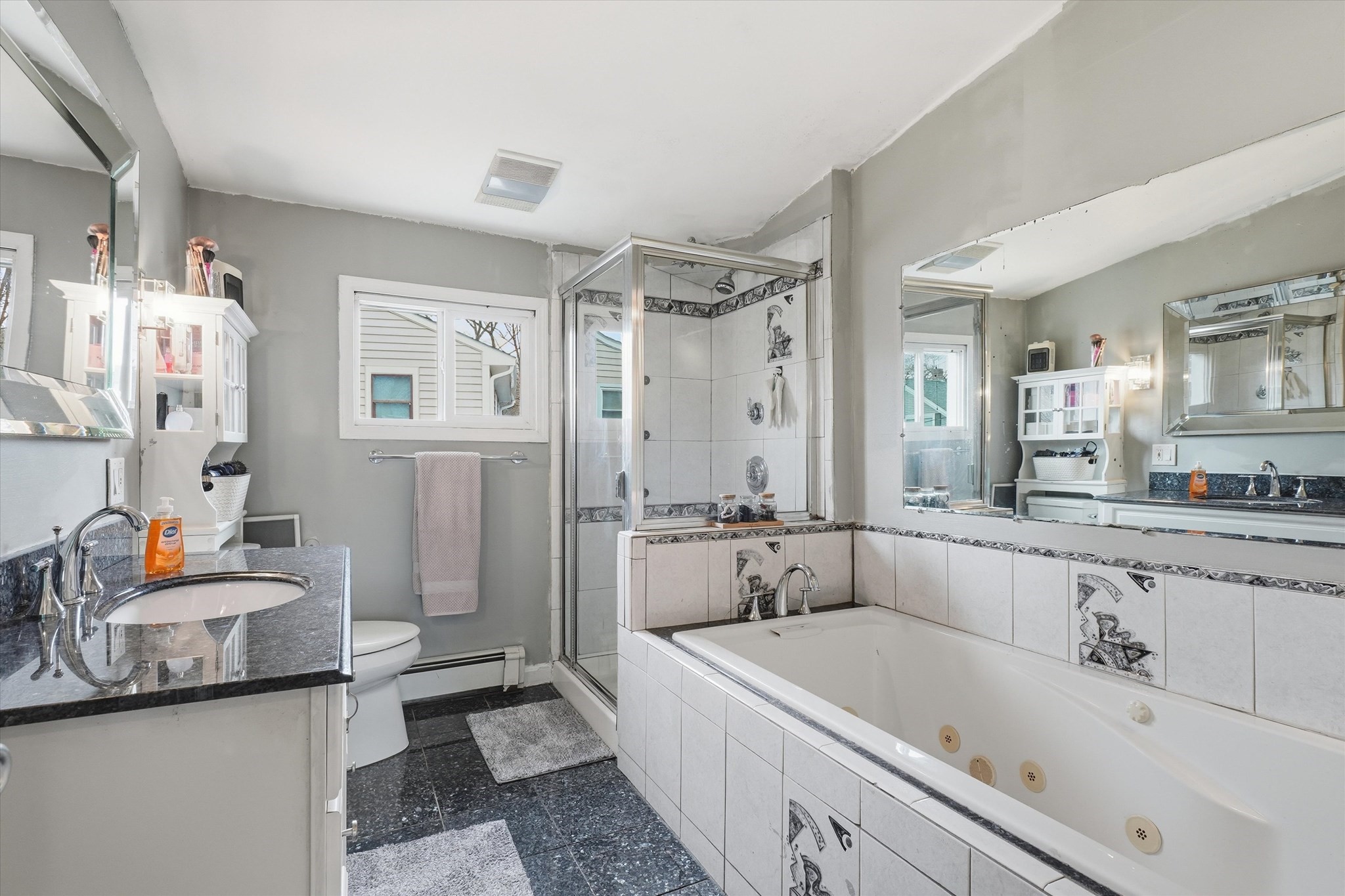 9 Saunders Road Property Photo 14