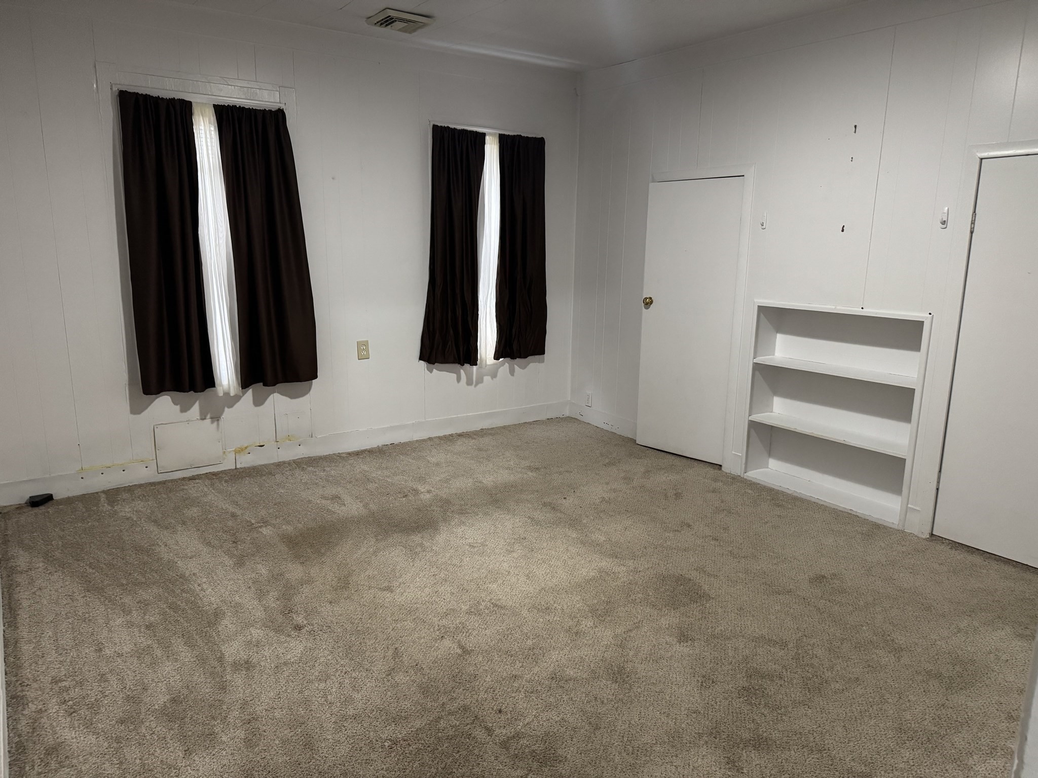 30 Elliot St # 3 Property Photo 5