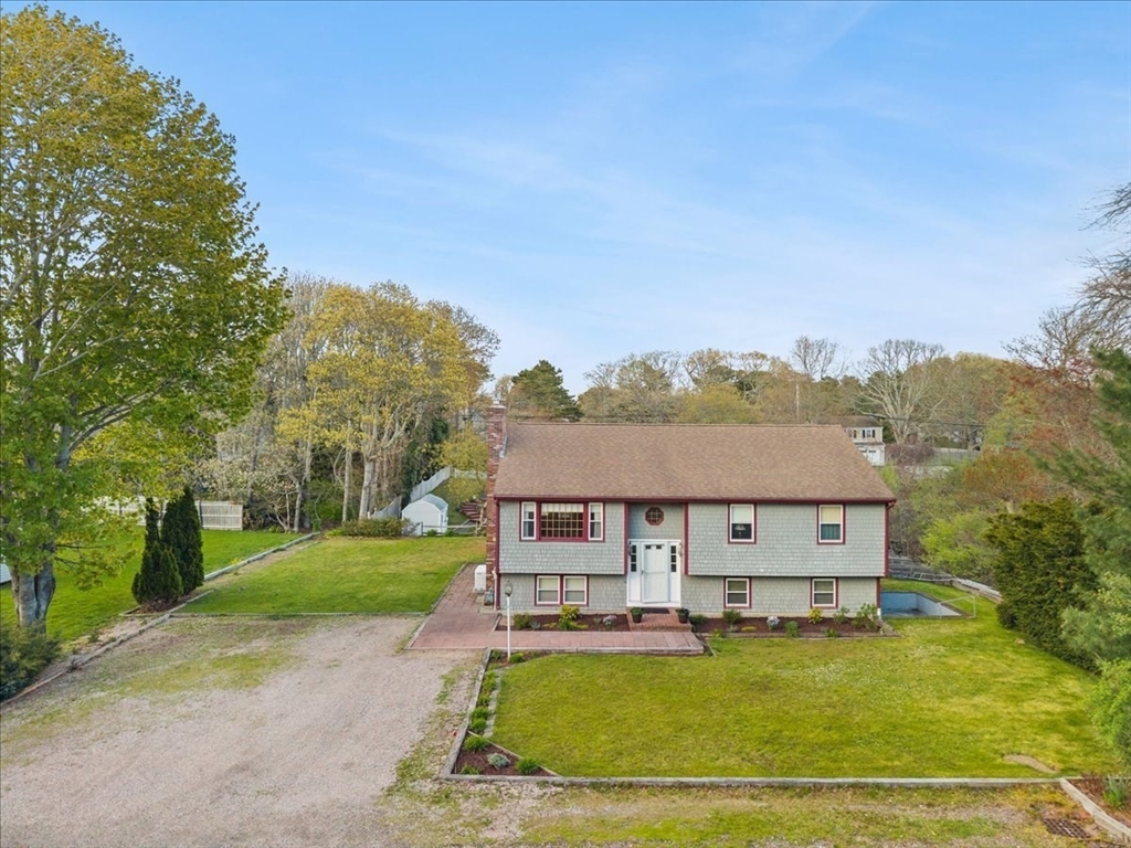 64 Rainbow Rd Property Photo 1