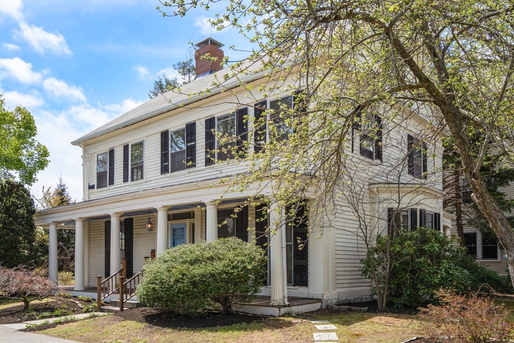 19 Linden Street Property Photo 3