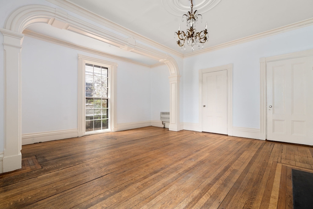 19 Linden Street Property Photo 14