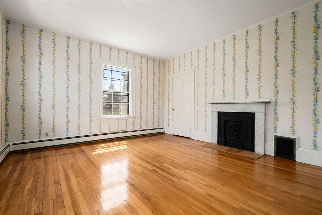 19 Linden Street Property Photo 21