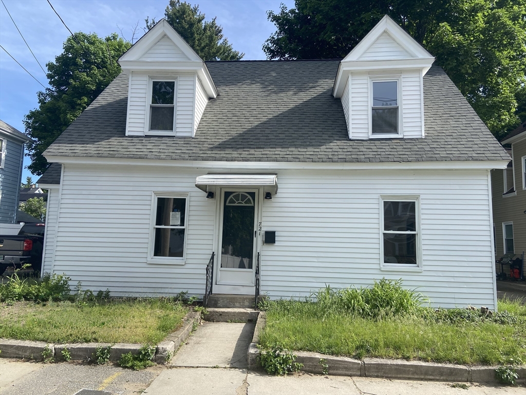 721 Blossom St Property Photo 1