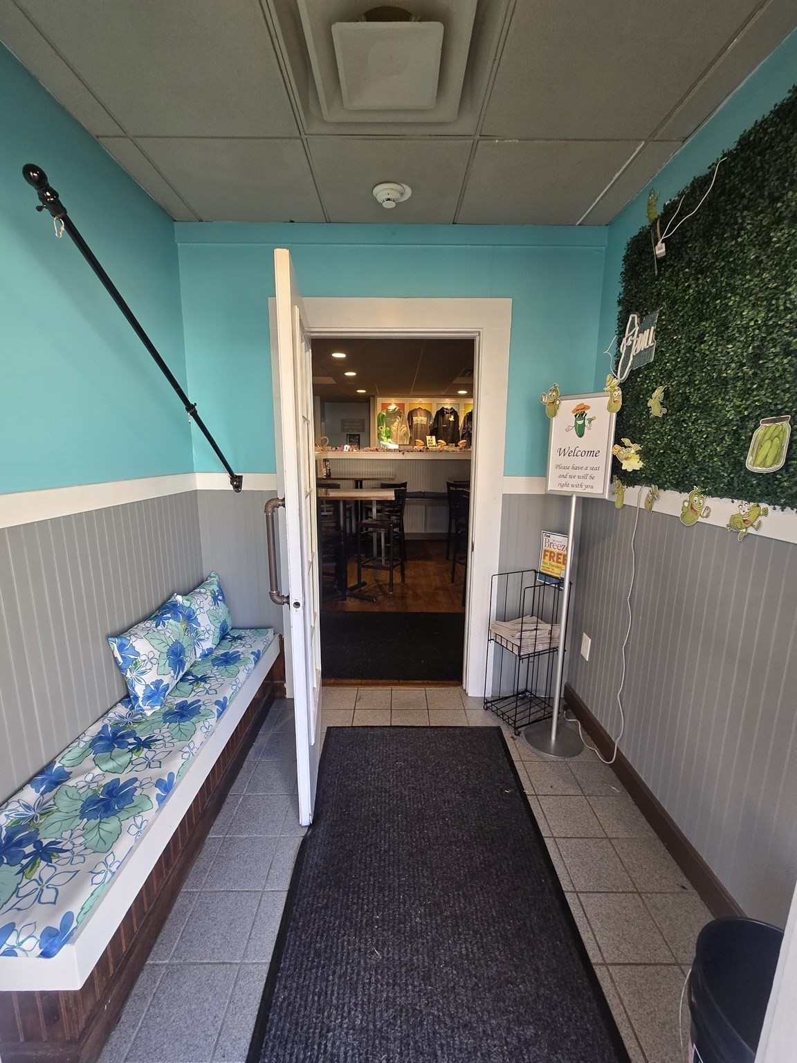 48 School Property Photo 9