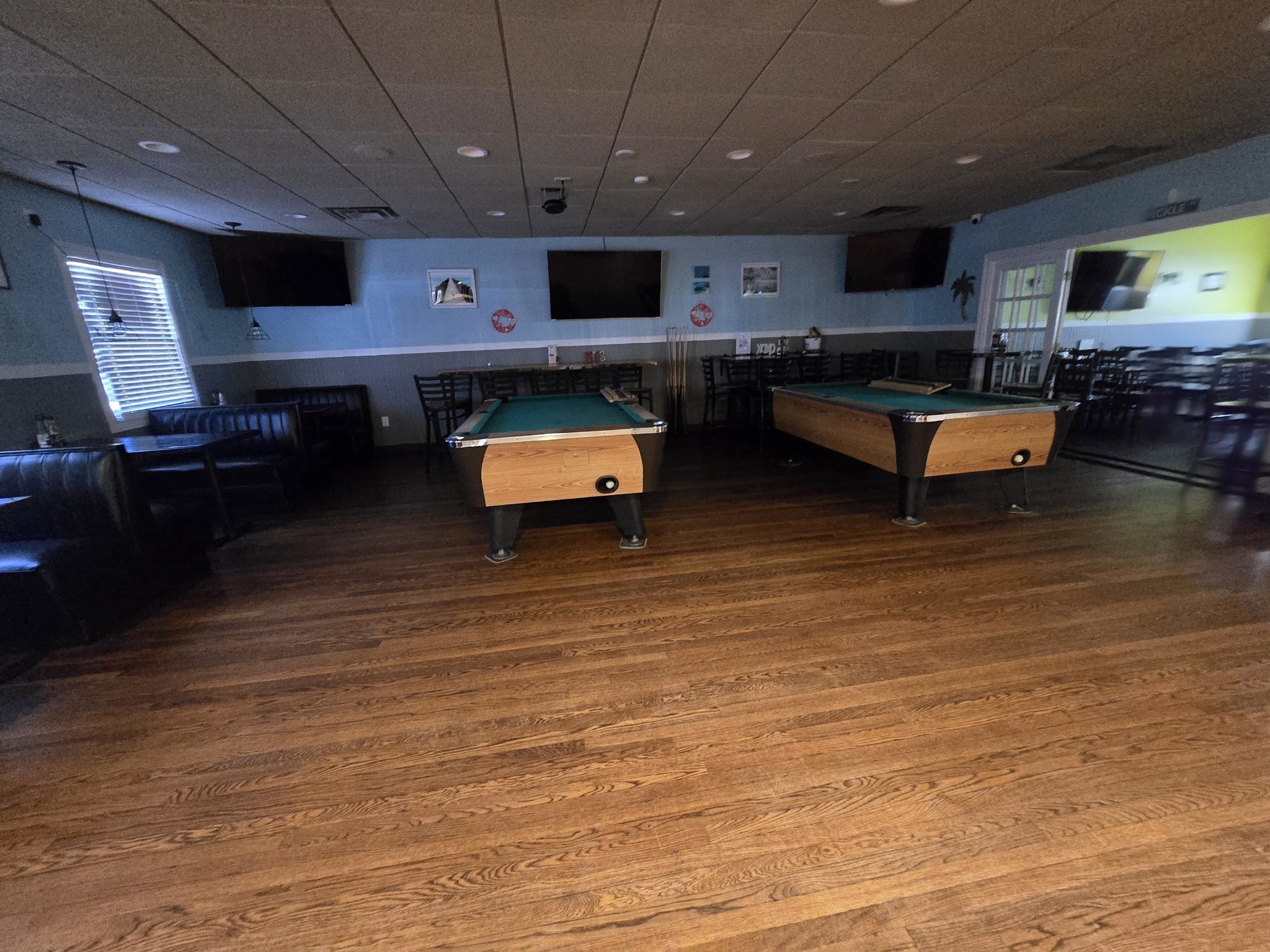48 School Property Photo 22
