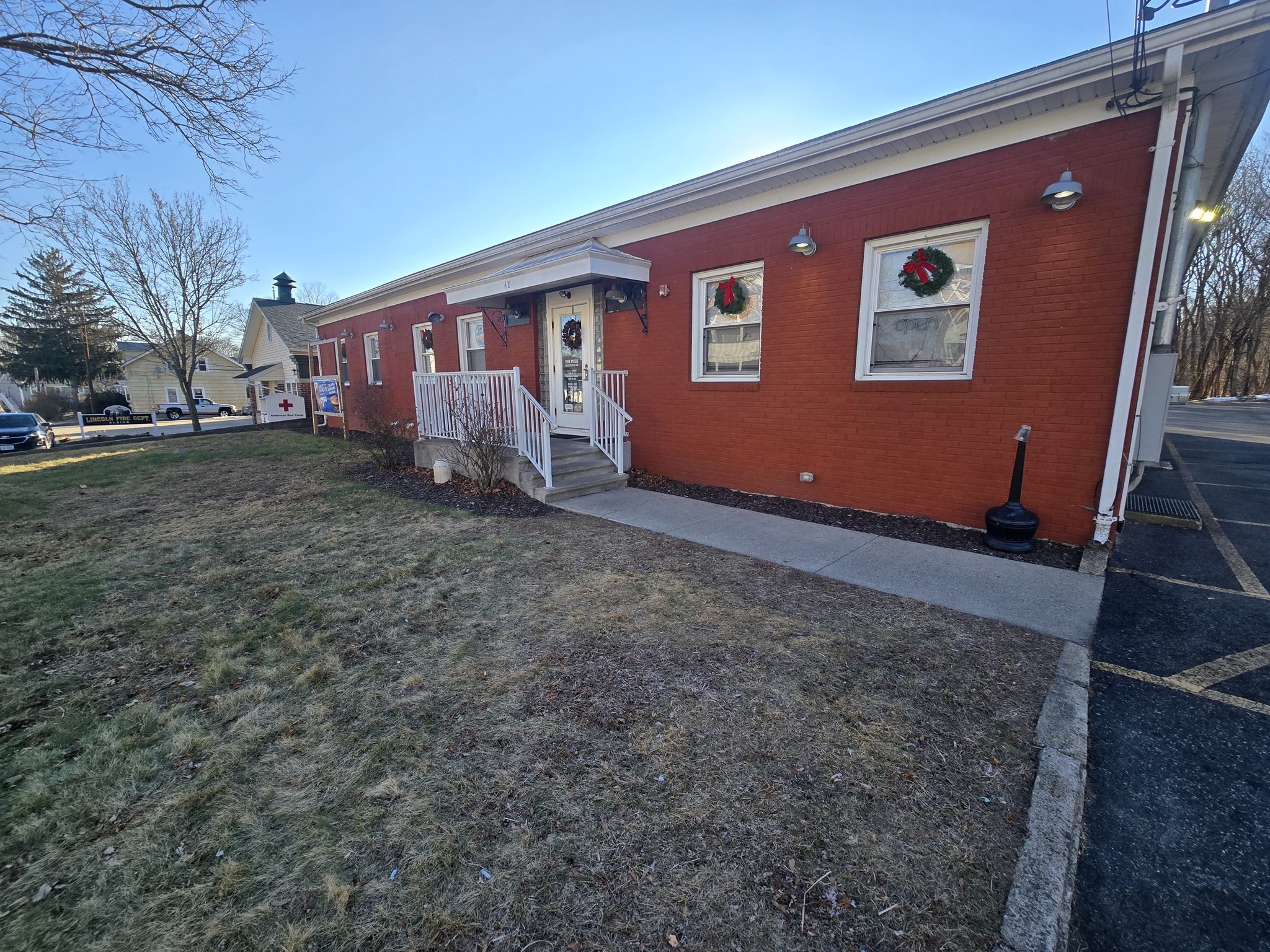 48 School Property Photo 39