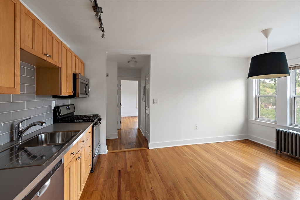 699 Hyde Park Ave # 6 Property Photo 8