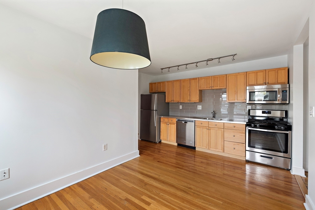 699 Hyde Park Ave # 6 Property Photo 10