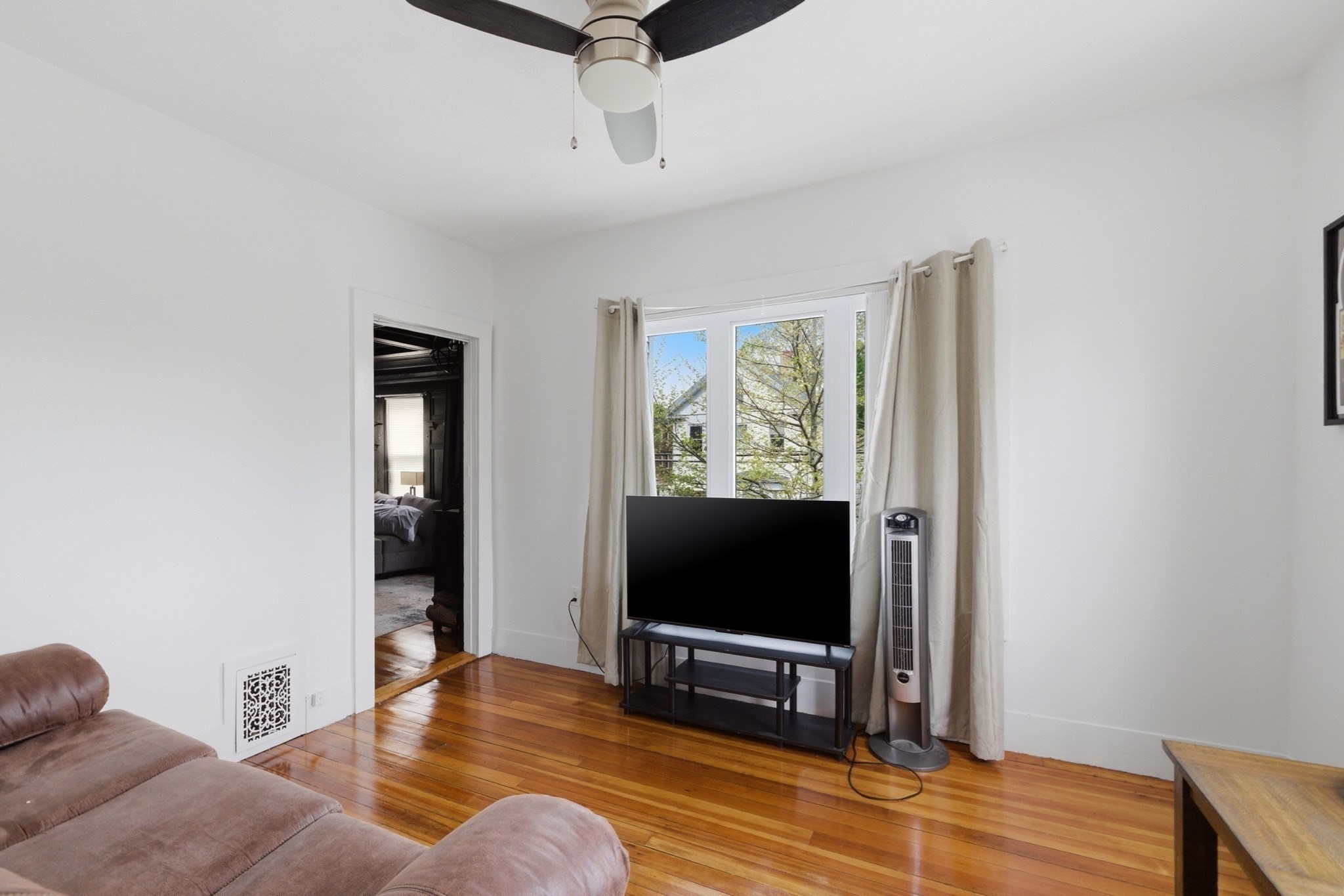 126 Summer St Property Photo 13