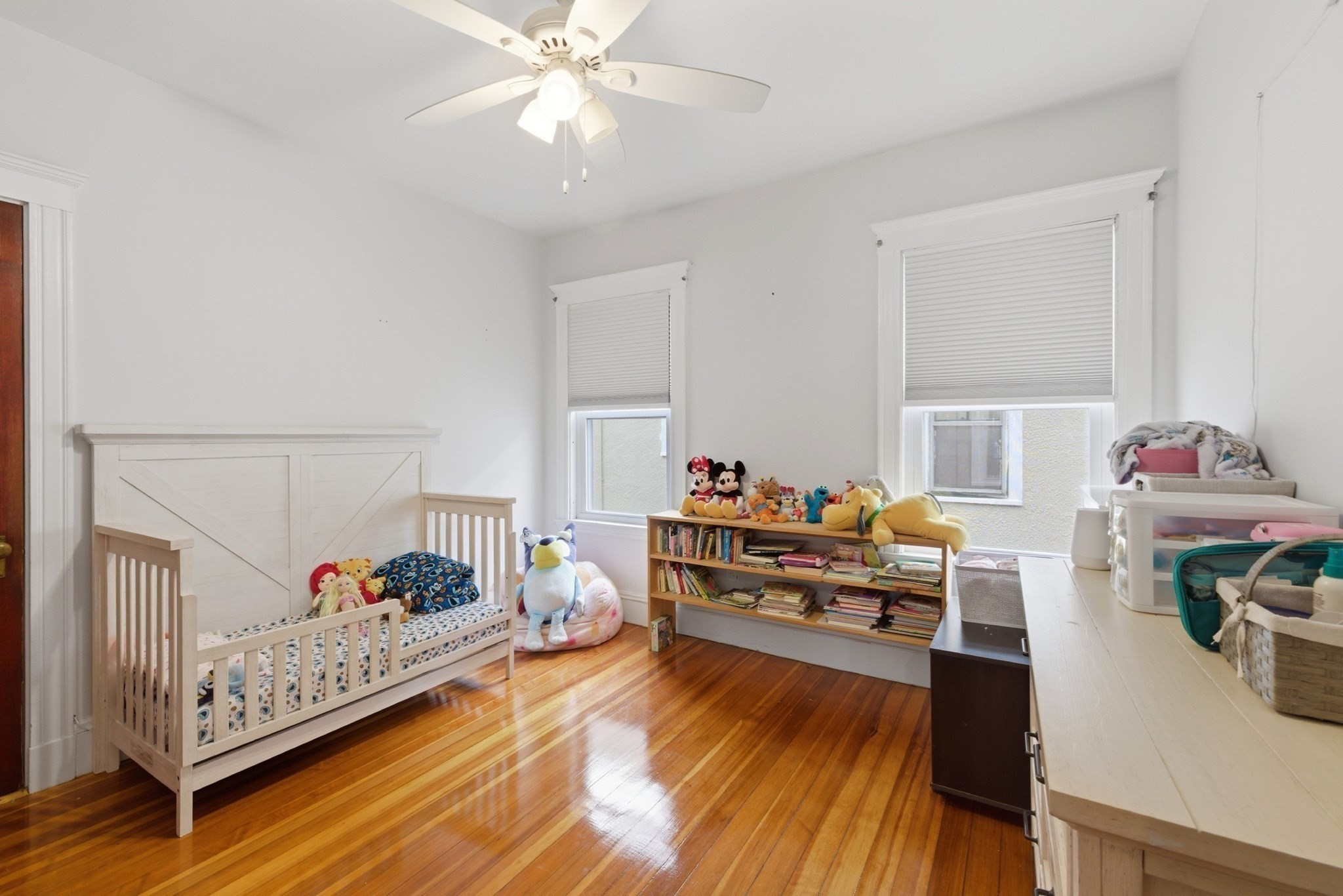130 Summer St Property Photo 10