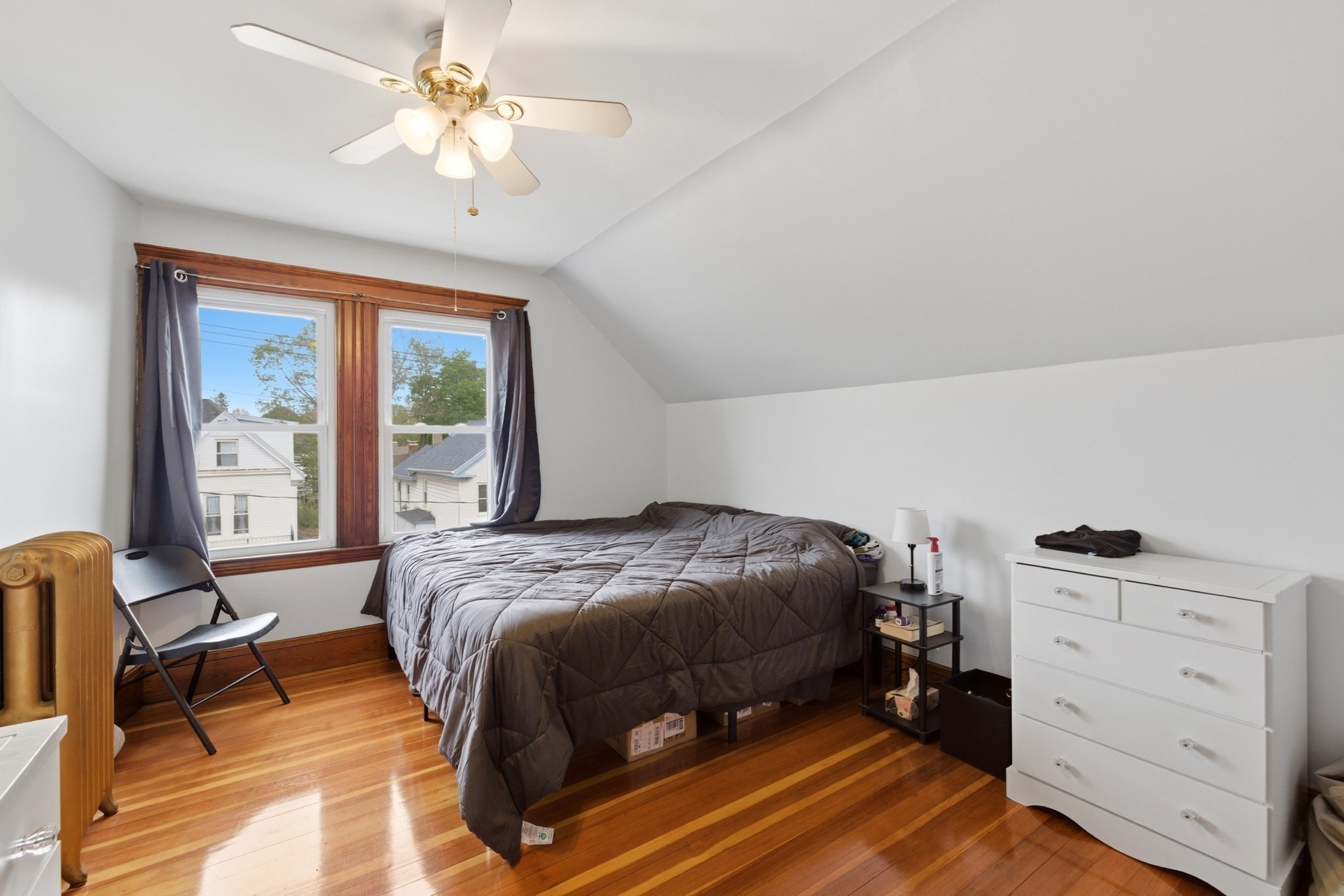 130 Summer St Property Photo 16