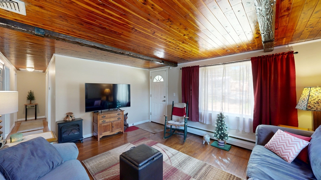 10 Edson Street Property Photo 3