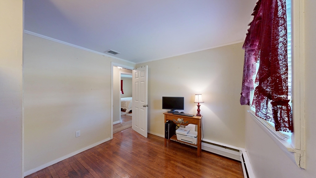 10 Edson Street Property Photo 17