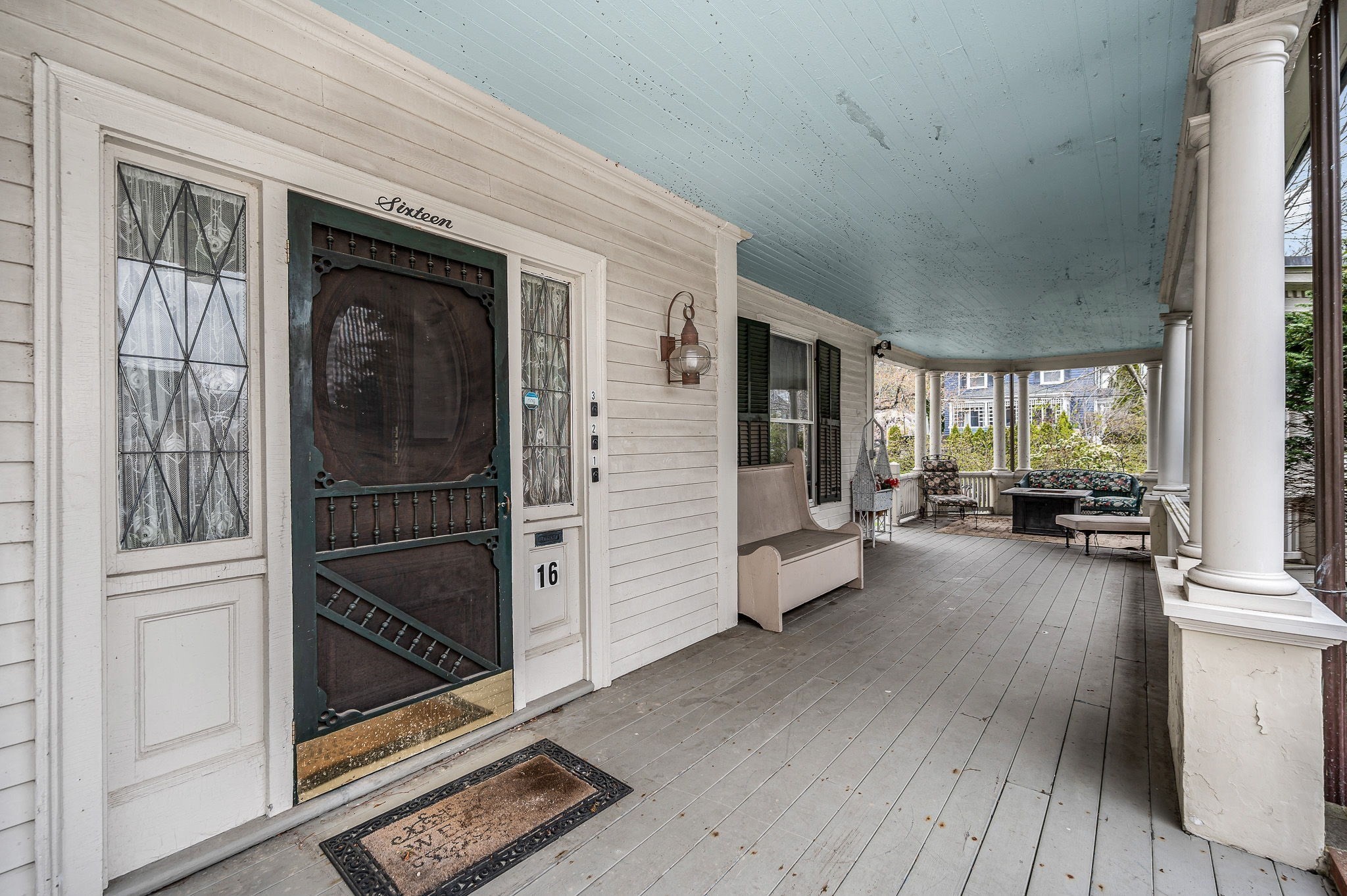 16 Quincy St Property Photo 2